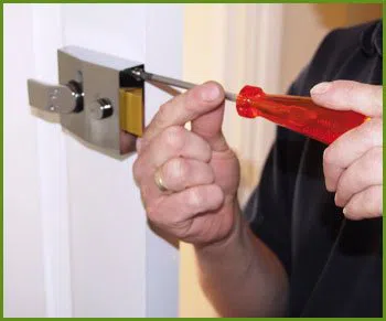 Neighborhood Locksmith Services Dallas, TX 972-512-6398 - 10-lock-smiths