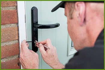 Neighborhood Locksmith Services Dallas, TX 972-512-6398 - 2-local-locksmith