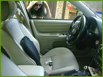 Neighborhood Locksmith Services Dallas, TX 972-512-6398 - 20-keys-locked-in-car